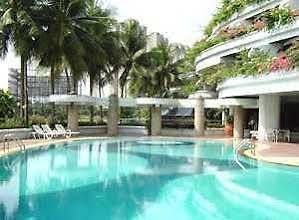 Eastin Lakeside Hotell Bangkok Exteriör bild
