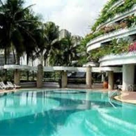 Eastin Lakeside Hotell Bangkok Exteriör bild